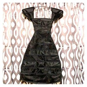 Dress shaped jewelry organizer